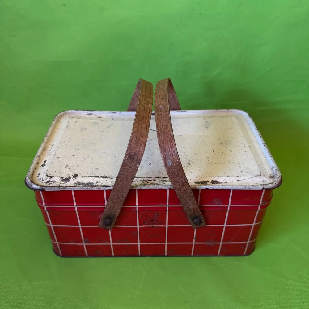 Vintage WWII 40s Golden Cookies Watertown Mass Tin Picnic Basket Red Grid Wood